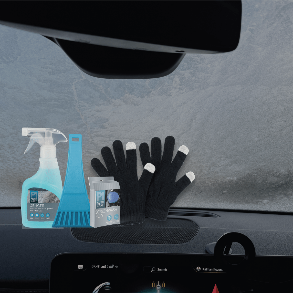 Green Flag Winter Kit - Windscreen De - Icer, Ice Scrapper, Screen wash Pod and Touch Screen Gloves - Green Flag Shop